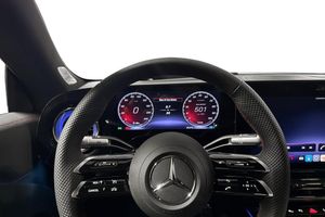 Mercedes CLA350 bild 8