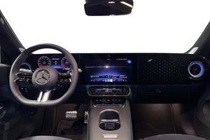 Mercedes CLA350 bild 9