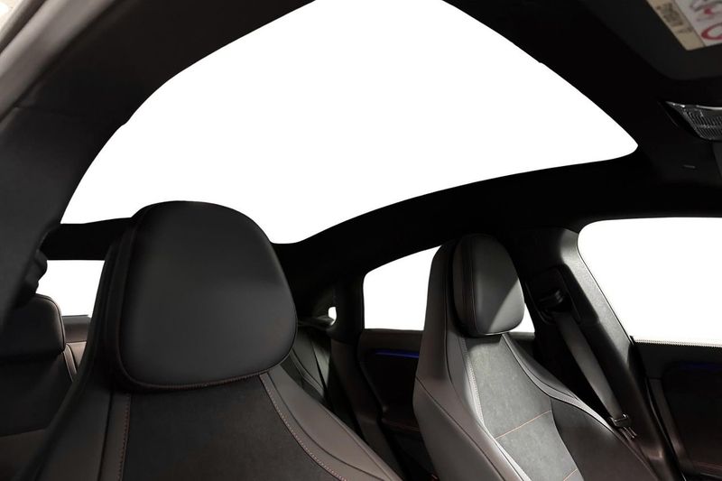 Mercedes CLA350 bild 15