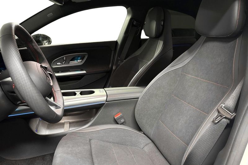 Mercedes CLA350 bild 14