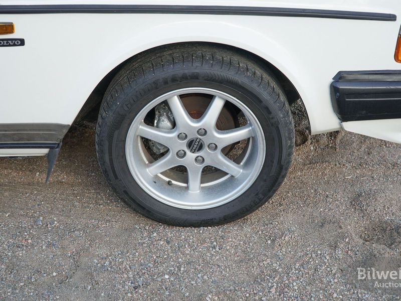 Volvo 242 bild 7
