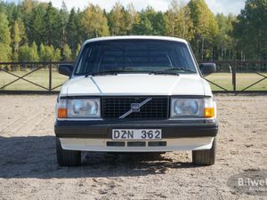 Volvo 242 bild 23