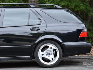 Saab 9-5 bild 2