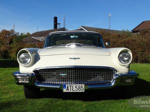 Ford Thunderbird bild 25