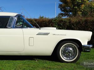 Ford Thunderbird bild 21