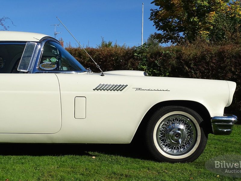 Ford Thunderbird bild 21