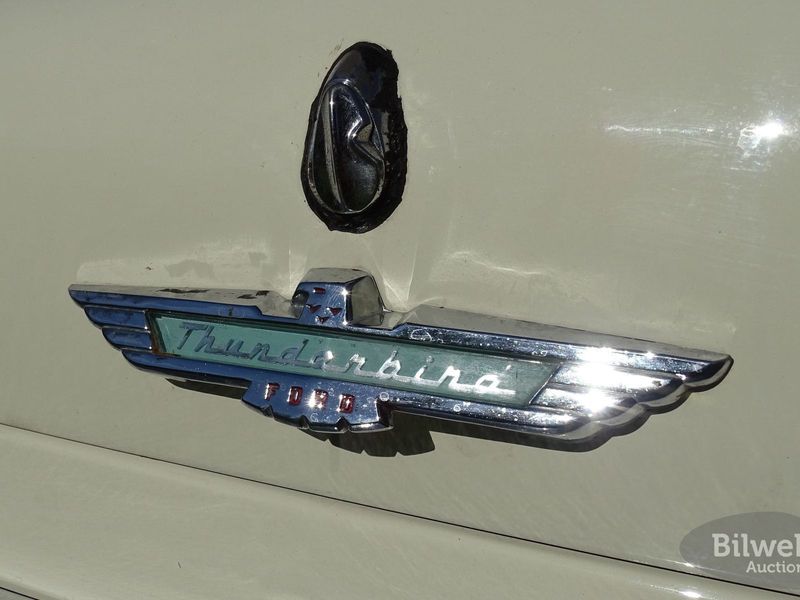 Ford Thunderbird bild 9