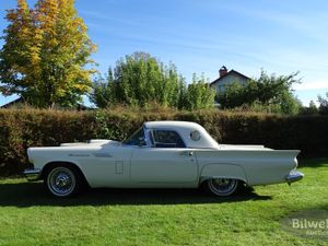 Ford Thunderbird bild 15