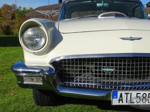 Ford Thunderbird bild 28