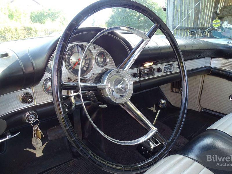 Ford Thunderbird bild 52