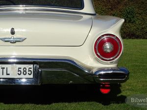 Ford Thunderbird bild 6