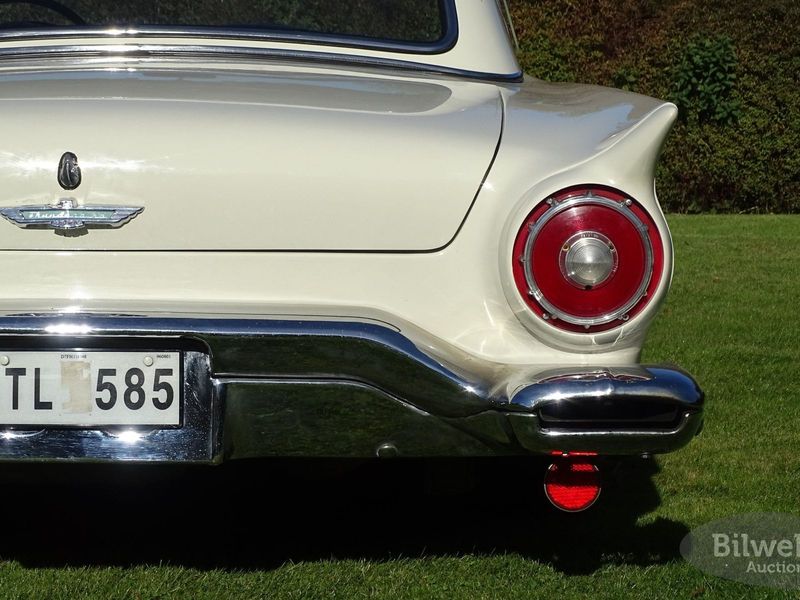 Ford Thunderbird bild 6