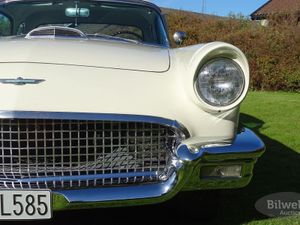 Ford Thunderbird bild 27