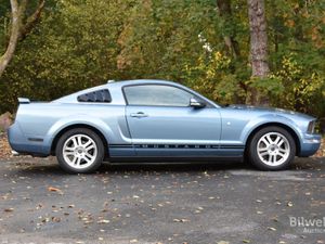 Ford Mustang bild 2
