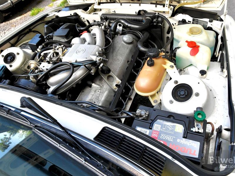 BMW 320 bild 43