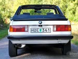 BMW 320 bild 4