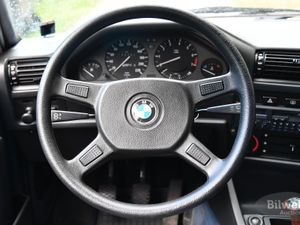BMW 320 bild 31