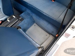 BMW 320 bild 27