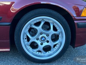 BMW 325 bild 10