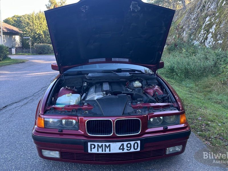 BMW 325 bild 16