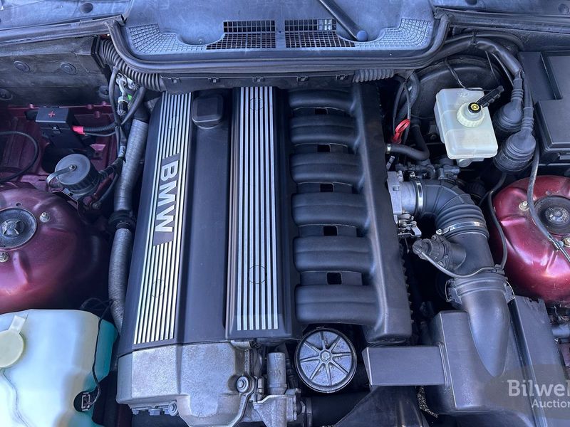 BMW 325 bild 24