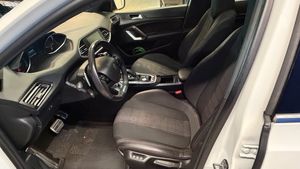Peugeot 308 SW bild 6