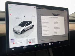 Tesla Model Y bild 24