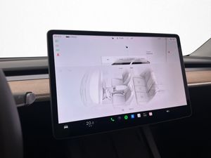 Tesla Model Y bild 19