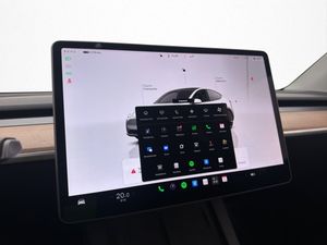 Tesla Model Y bild 20