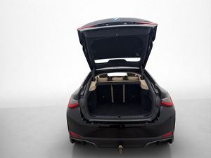 BMW i4 bild 31