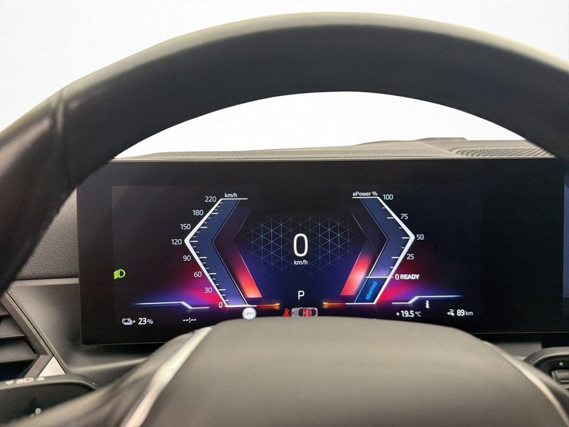 BMW i4 bild 16