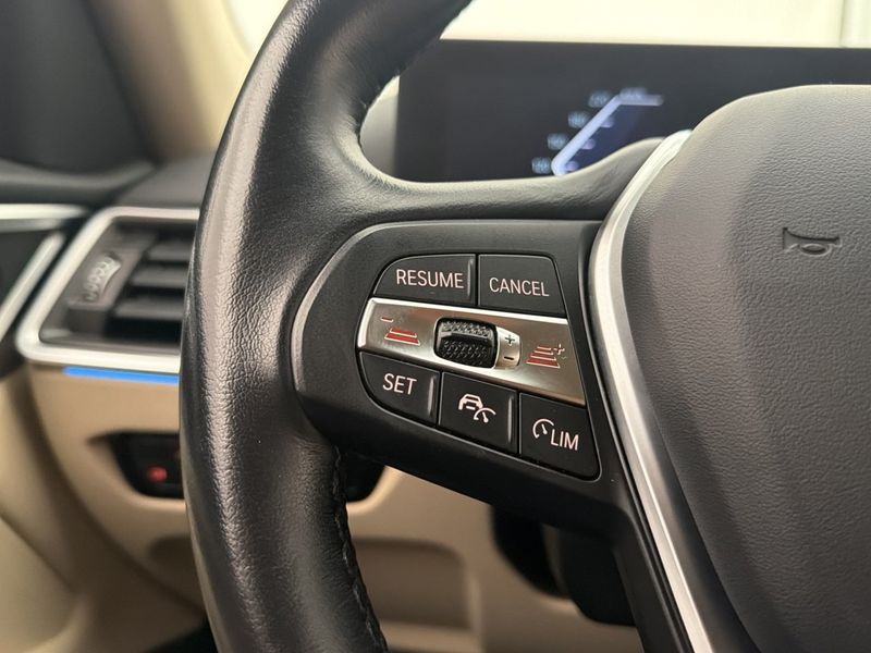 BMW i4 bild 15