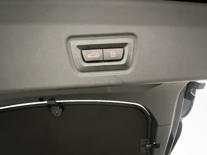 BMW i4 bild 29