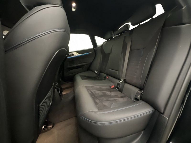 BMW i4 bild 27