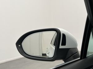 Volkswagen Passat bild 11