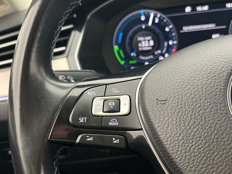 Volkswagen Passat bild 18