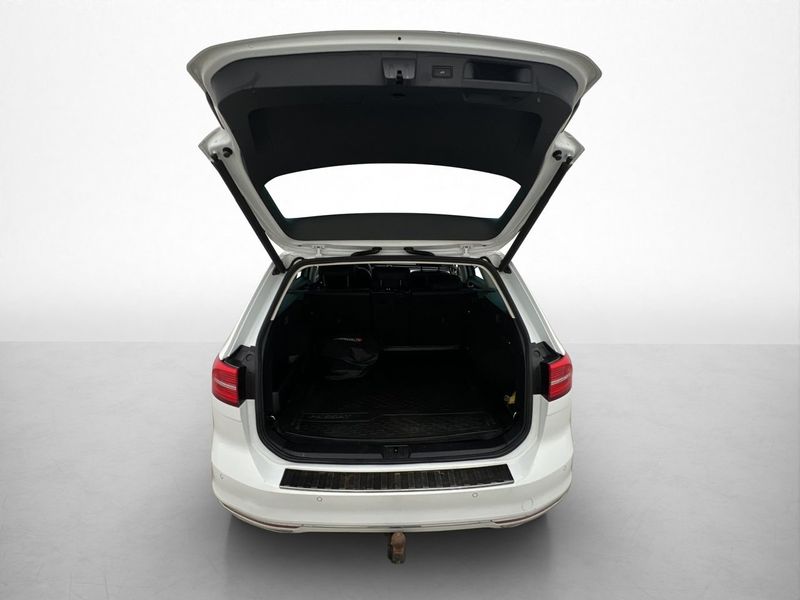 Volkswagen Passat bild 12