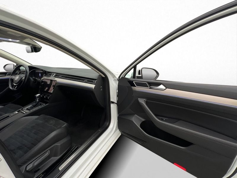 Volkswagen Passat bild 25