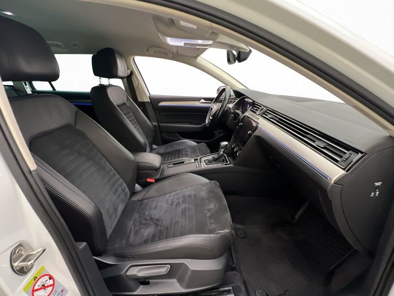 Volkswagen Passat bild 26