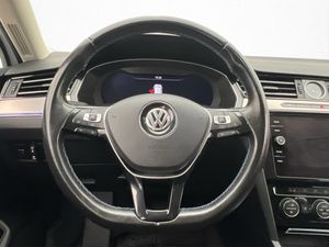 Volkswagen Passat bild 19