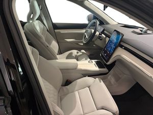 Volvo EX90 bild 4
