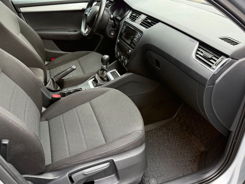 Skoda Octavia bild 11