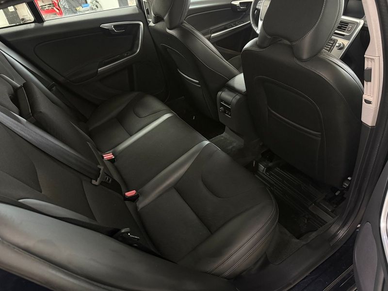 Volvo V60 bild 13