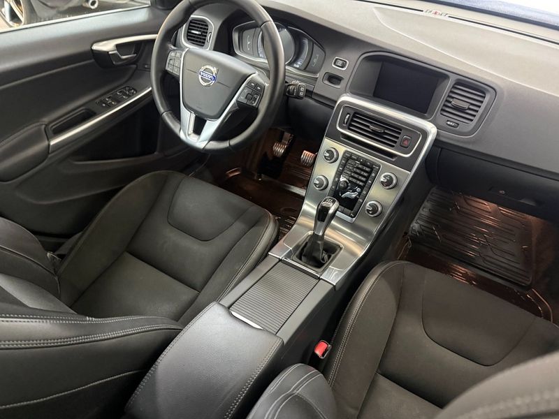 Volvo V60 bild 9