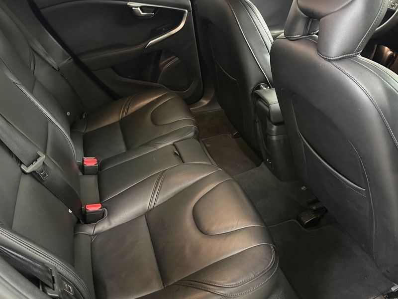 Volvo V40 bild 13
