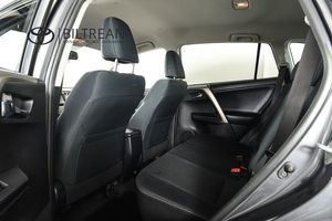 Toyota RAV4 bild 7