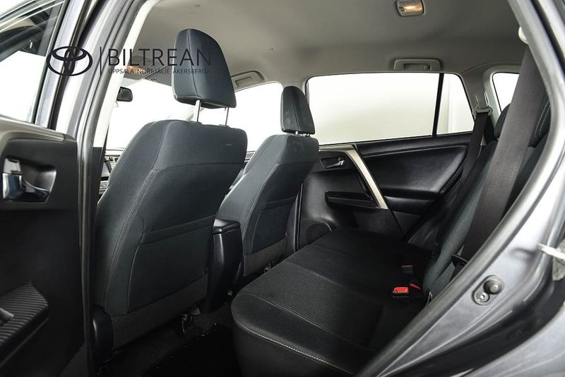 Toyota RAV4 bild 7