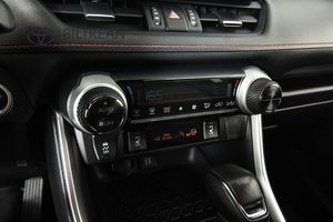 Toyota RAV4 bild 11