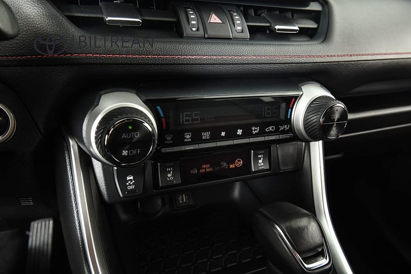 Toyota RAV4 bild 11