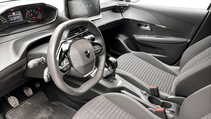 Peugeot 208 bild 7